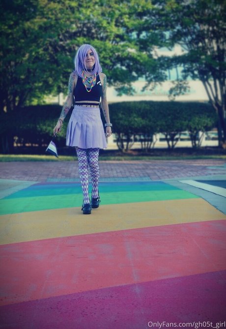 gh05t girl nudes model gallery