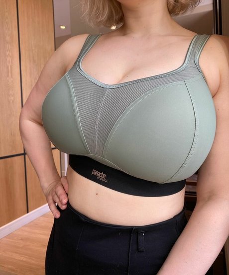 Kitty Orlova model perfect gallery