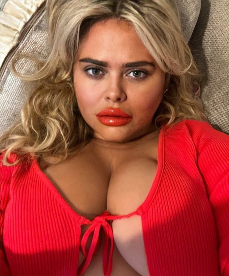 Susannah Elizabeth nice star pics