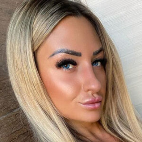 giulismolteni model adult photo