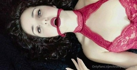 lovelyirene free model nice pictures