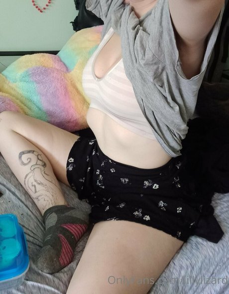 lillylizard pornographic actress pics