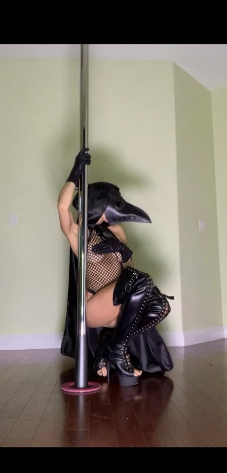 cobracummanderfree free actress pics