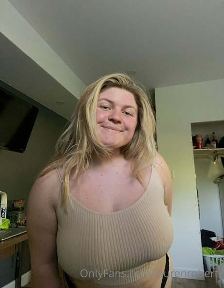 laurenroberts sexy model pics