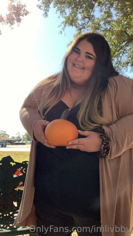 imlivbby nude star photos