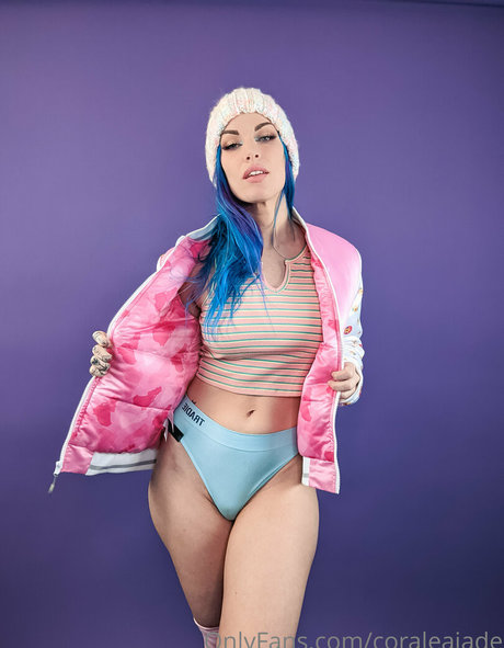 Coraleajade perfect pornstar gallery