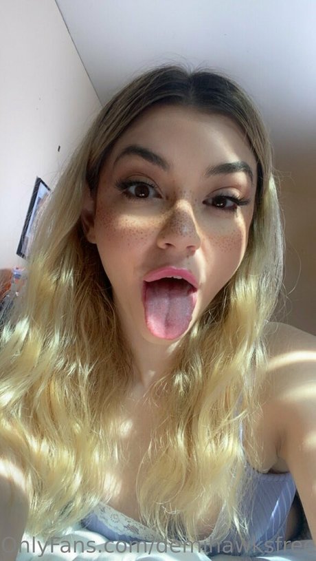 demihawksfree pornographic actress img