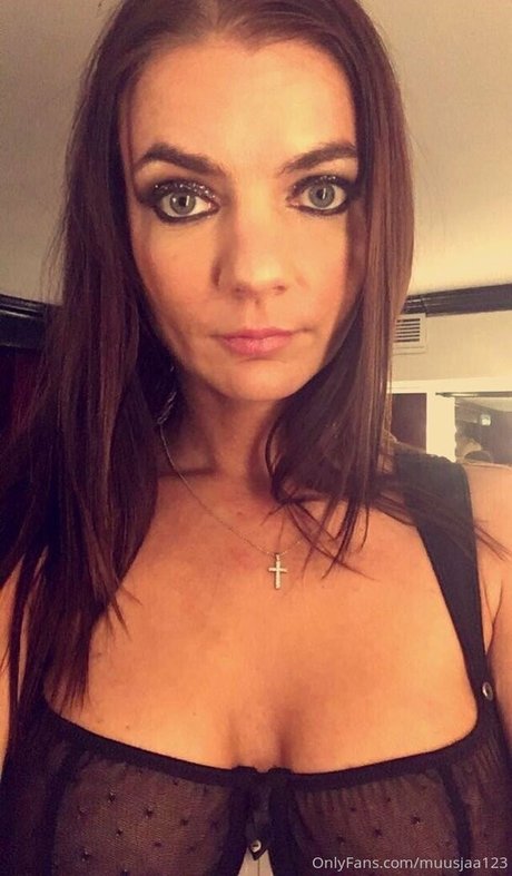 muusjaa123 nudes model images