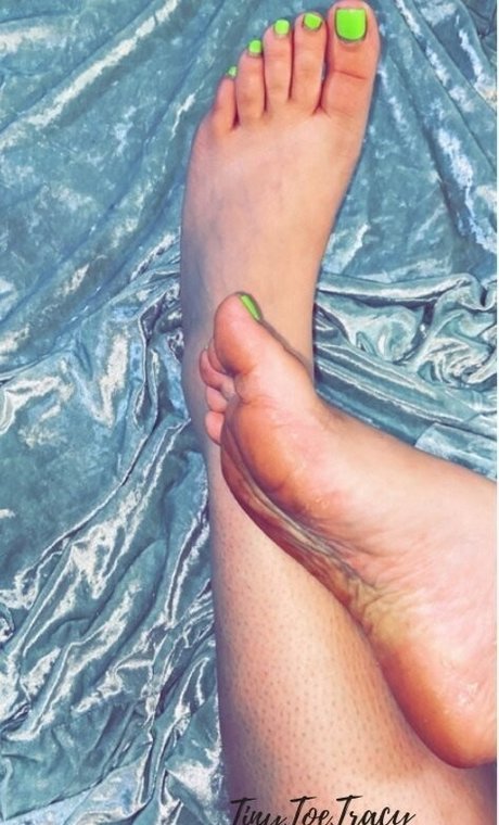 tinytoetracy star nudes image
