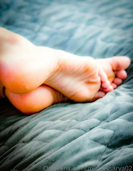 mistressarya02 erotic star photos