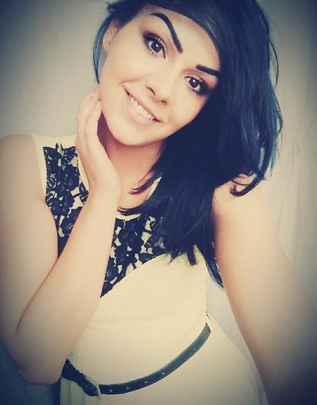 Alessyanadine pretty pornstar galleries