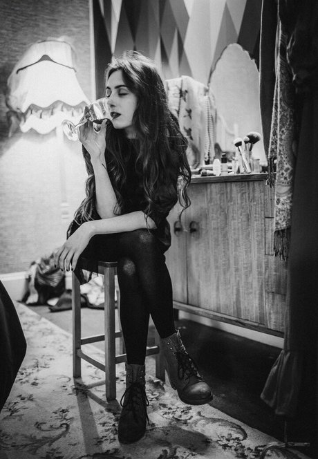 Dodie Clark beautiful actress pics