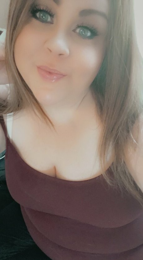 bustymeg pornstar sexy images