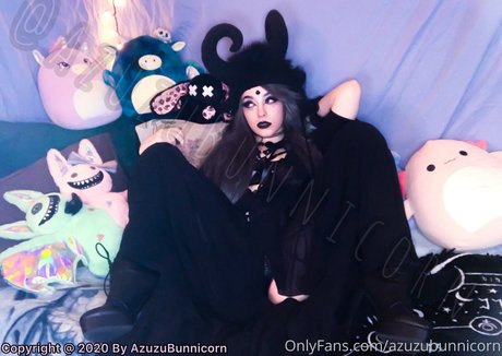 azuzubunnicorn pornstar naked picture