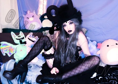 azuzubunnicorn model nice pictures