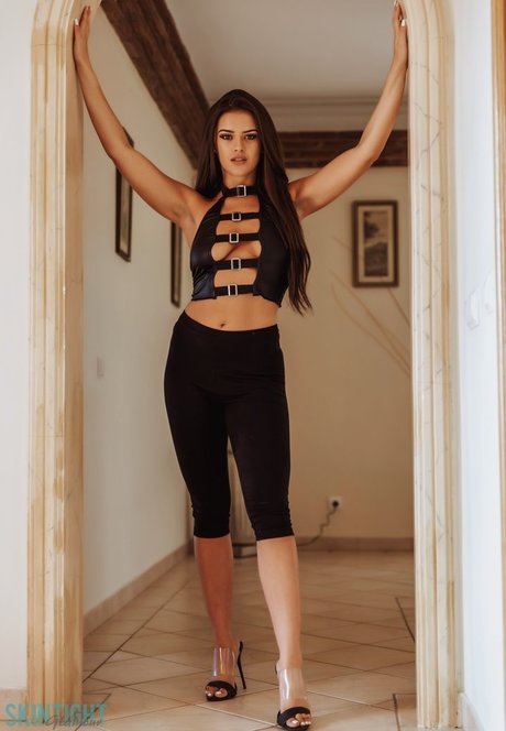 Brook Wright pretty star galleries