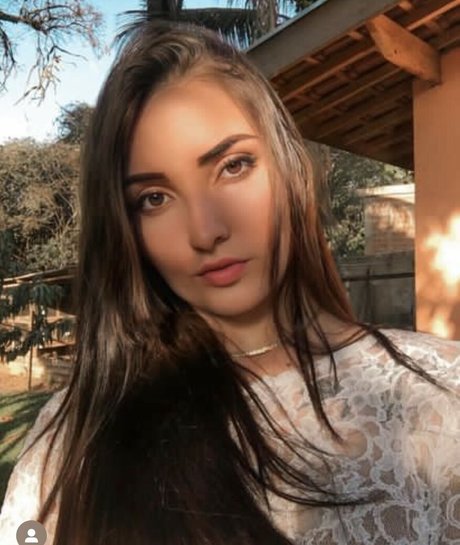 Luiza Oriani model sexy picture