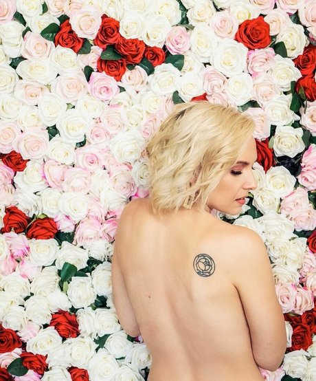 Emma Fyffe hd model picture