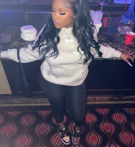 Hen Diorr pornstar xxx picture