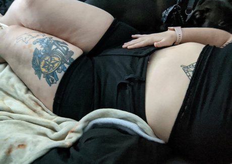 basilbabyy model hot img