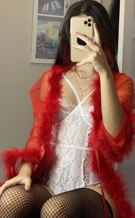 silkyvinyl model nude galleries