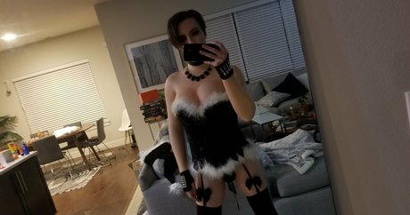 dattocosplay model exclusive photo