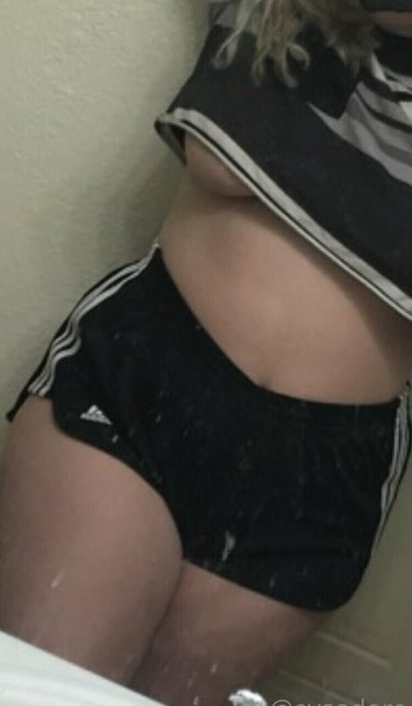 huge shemale onlyfans sexy naked pics