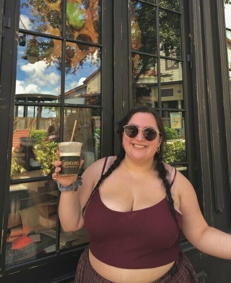 divine hedonist free pornstar erotic photo