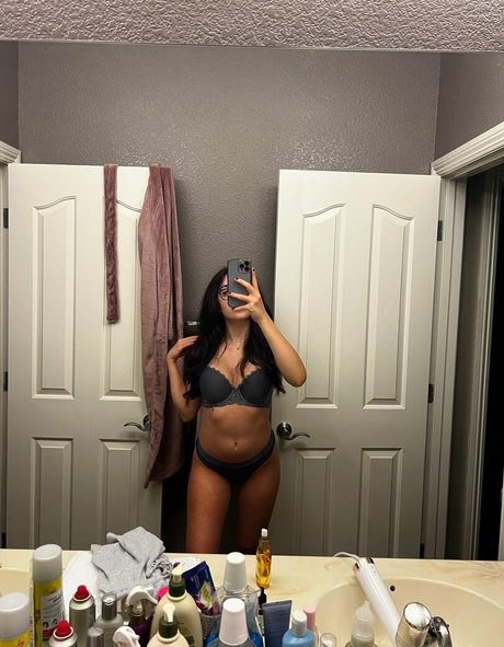 alexandra 999 pretty star image