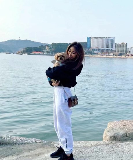 Jinnnyk pornstar top galleries