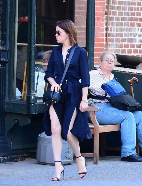 Claire Foy best actress picture