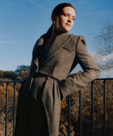 Claire Foy naked model photos