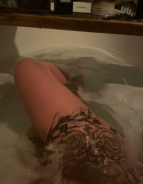 chloetatts1 nice star photo