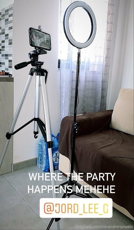 mrandmrsjewels model sexy photo