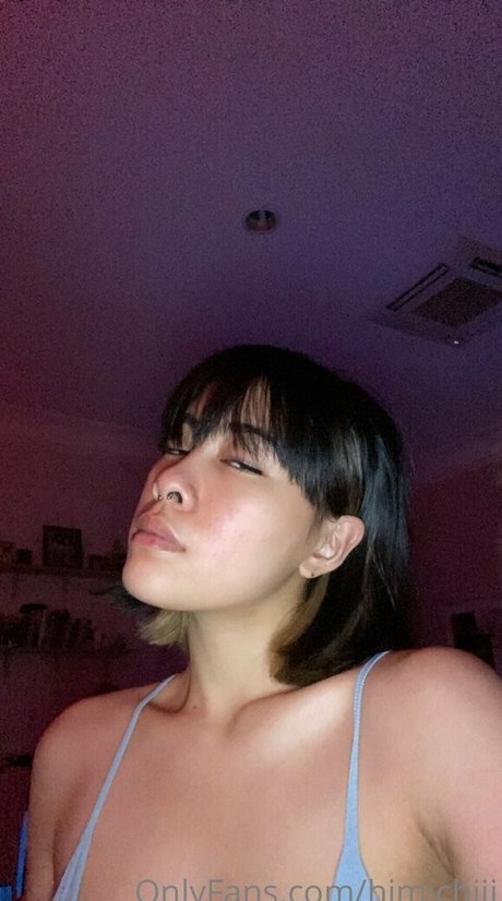 himichiii naked model gallery