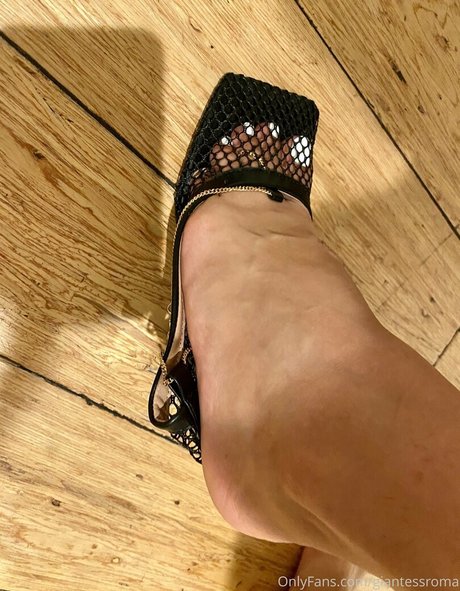 giantessroma star best images