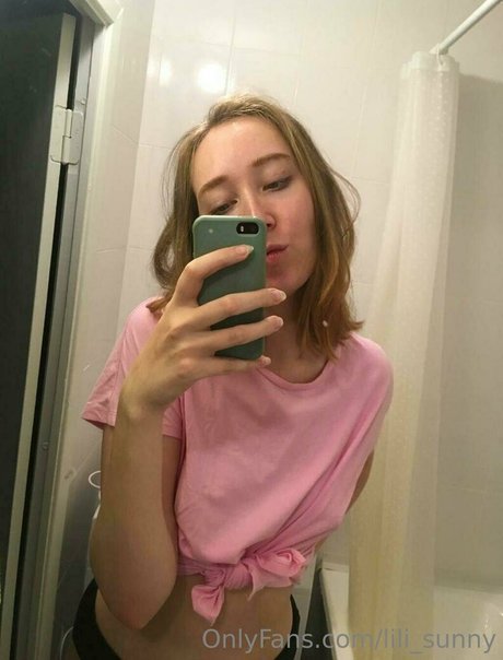 lili sunny hd model img