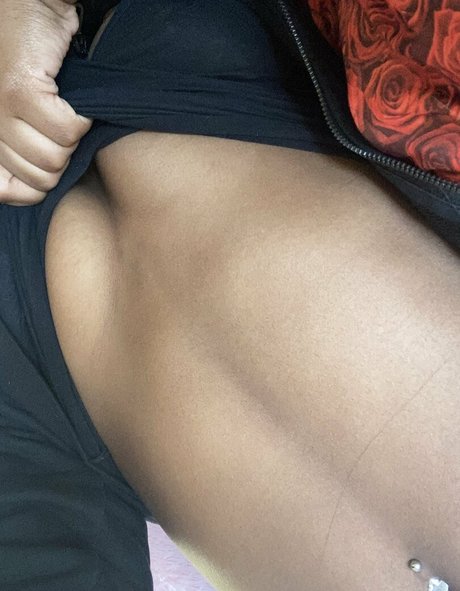 baezy free model image