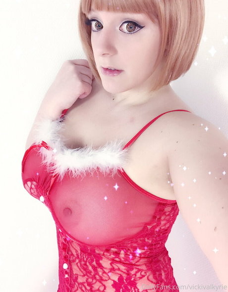 vickivalkyrie naked actress image