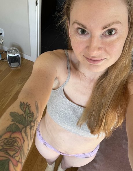 cathyreisenwitz top star photos