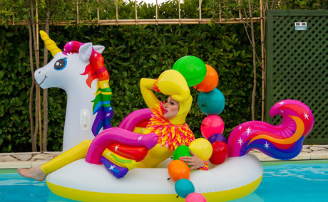 mfetilicious naked model image