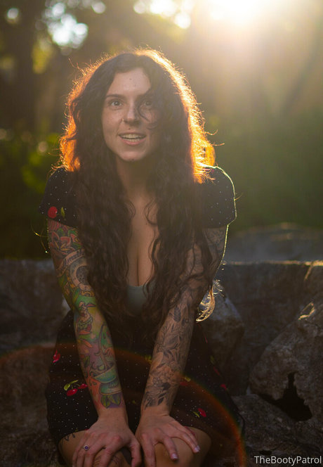 thebootypatrol free star pics