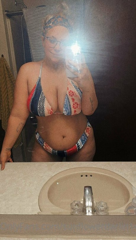 sunflowerdarlin14 star adult pics