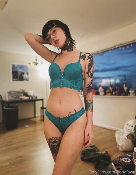 fionafawn model nudes photo
