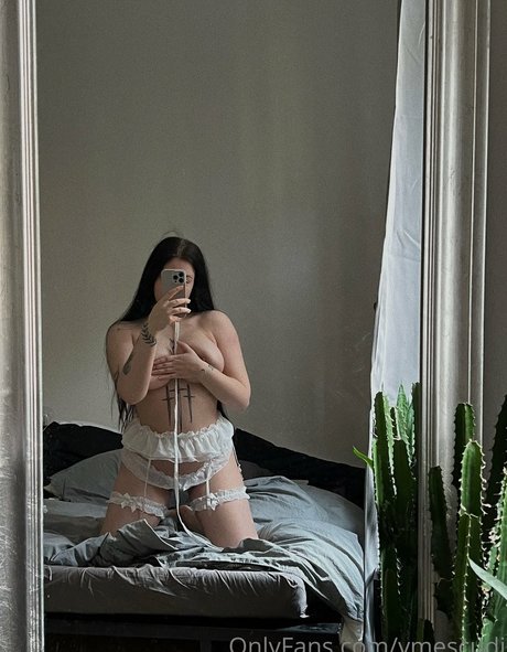 Veronika Mescudi nude actress pic