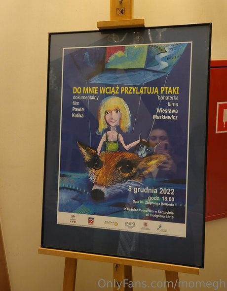 momegh pornstar sexy image