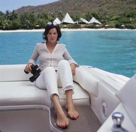 Marcia Gay Harden erotic actress img