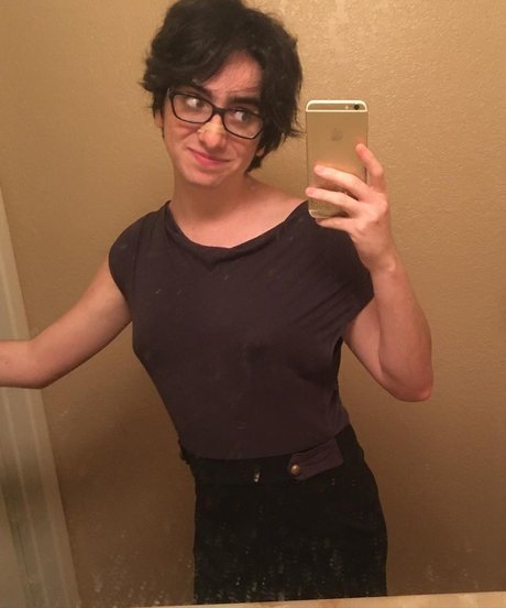 thick latina onlyfans erotic picture