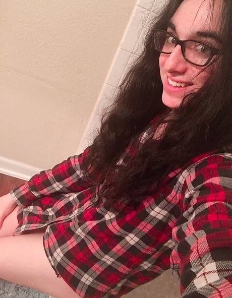 skinny shemale onlyfans pornographic pictures