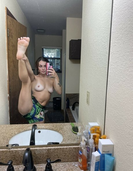 Queen Softness free actress gallery